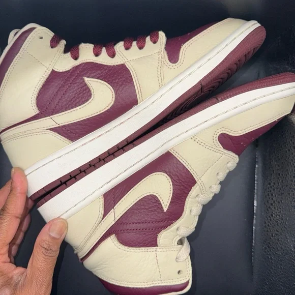 Size 8.5 - Air Jordan 1 SE Mid Split - Beach Cherrywood Wmns, DR0501-200, No Box - Picture 7 of 10